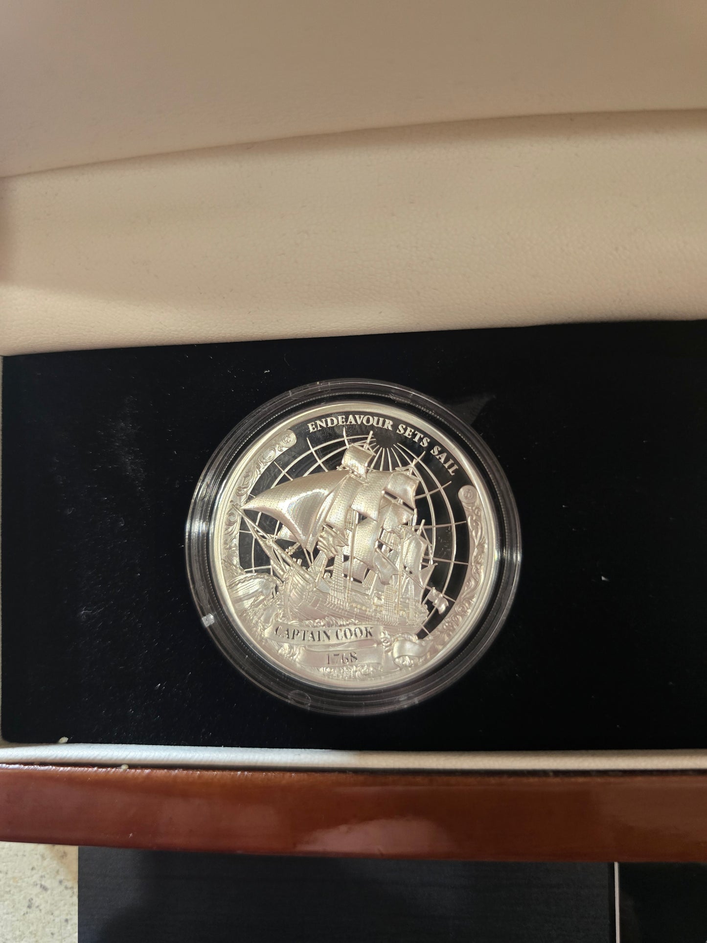 Captain Cook 1st Voyage Ultra High Relief 3-coin 1oz proof set