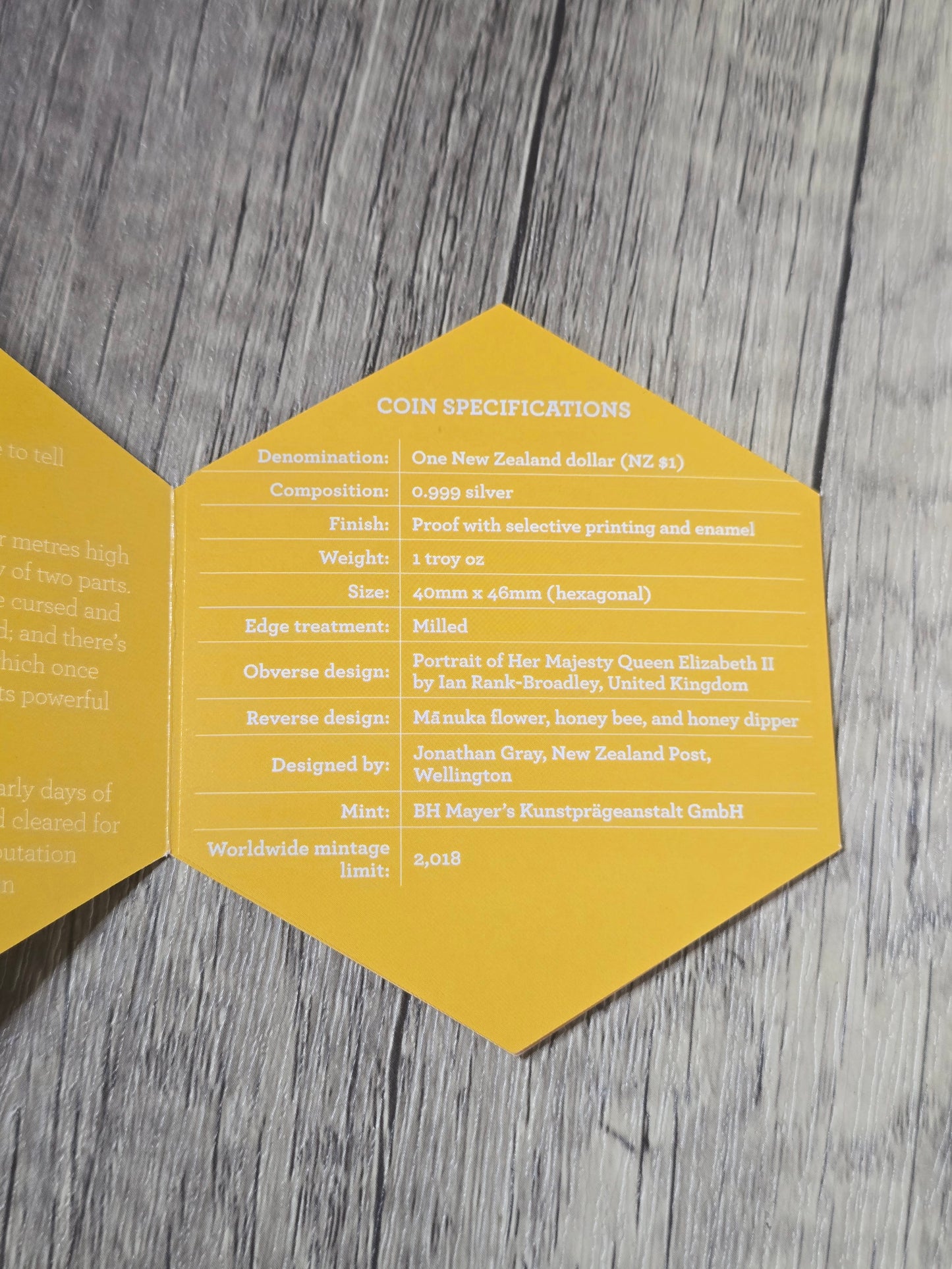 New Zealand Manuka Honey Bee coloured 1oz 2018