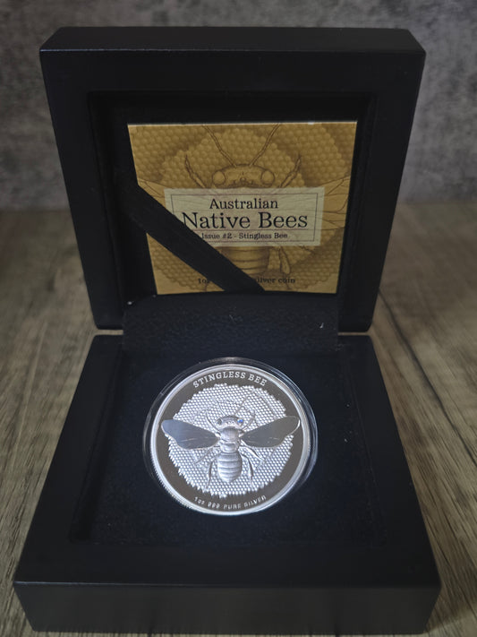 Stingless Bee 1oz Coloured Hologram