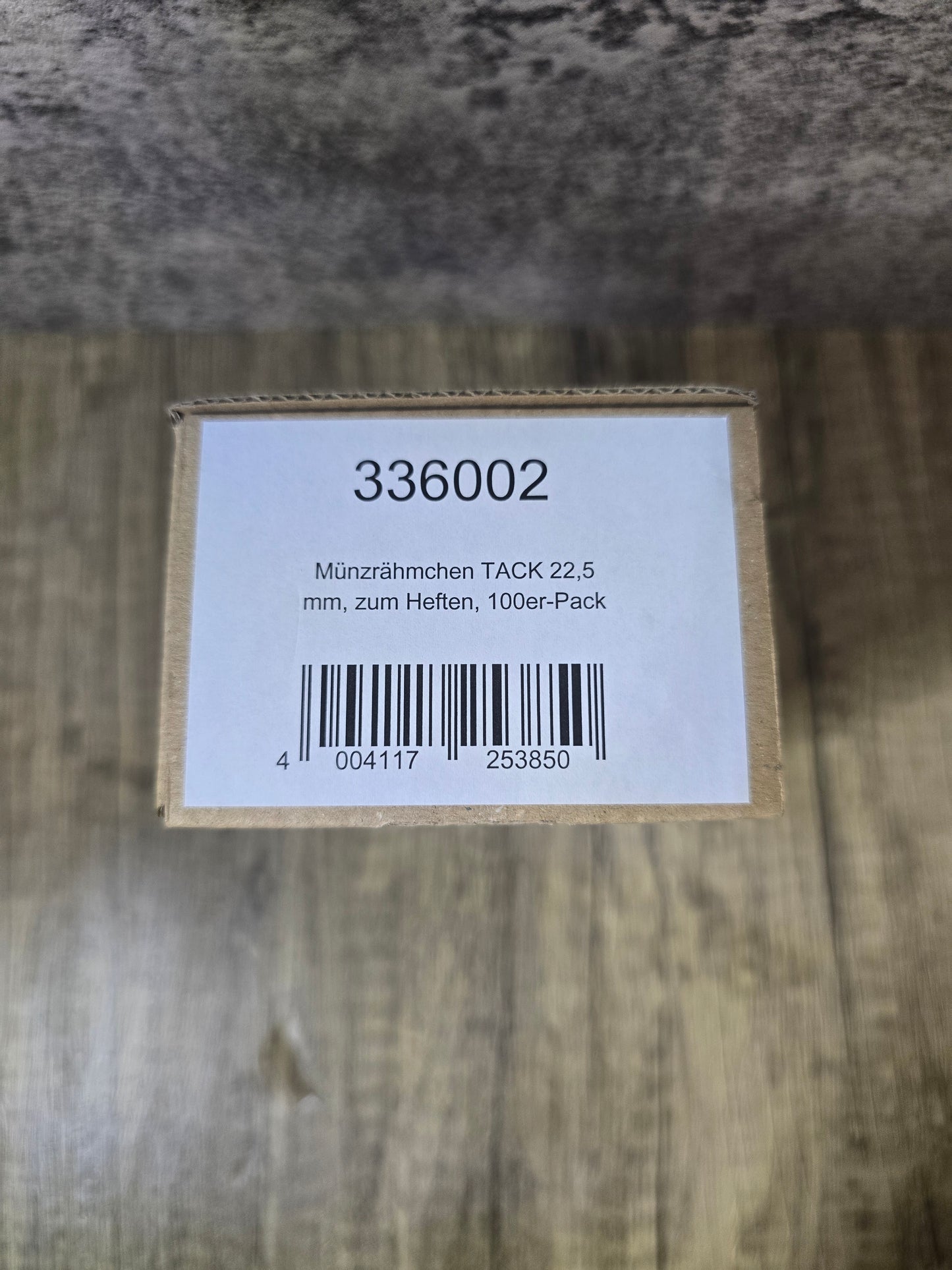 Lighthouse Tack 2x2s 22.5mm (100pk)