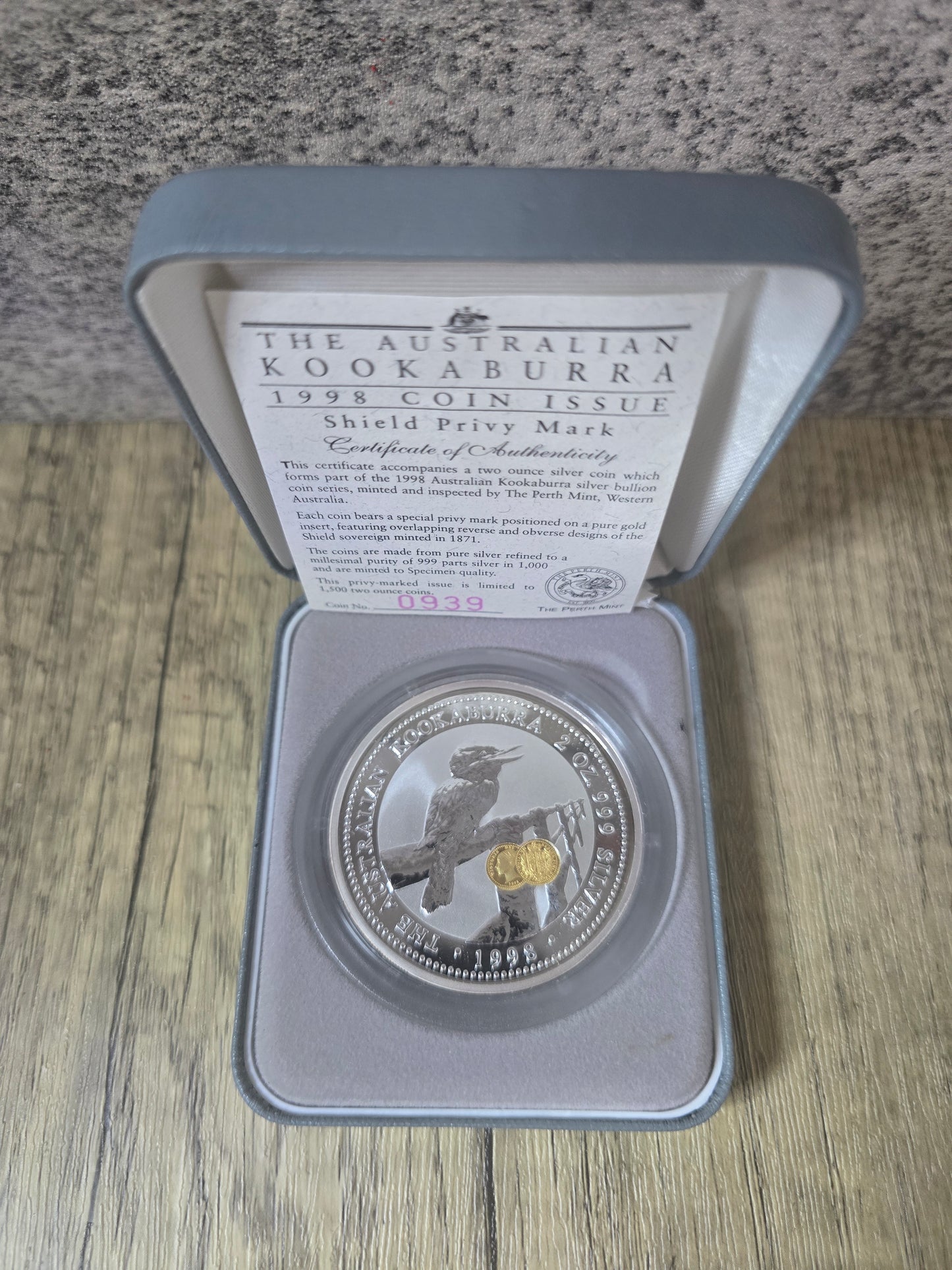 1998 Kookaburra 2oz Shield Privy insert