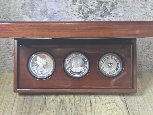 Queens Diamond Jubilee Set