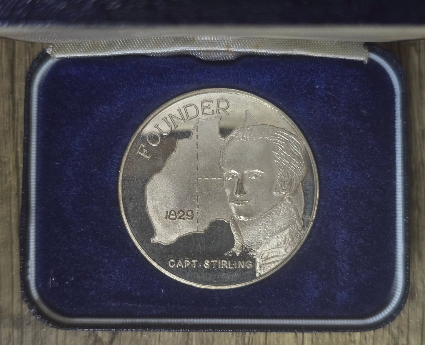 Western Australia Sesqui-Centenary 1829-1979 (150 years) Silver Medal Featurung Founder Captiain Sterling