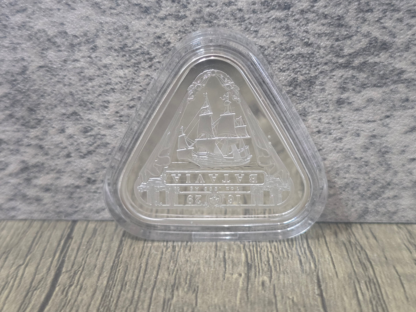 Batavia Proof Triangular 1oz 2019