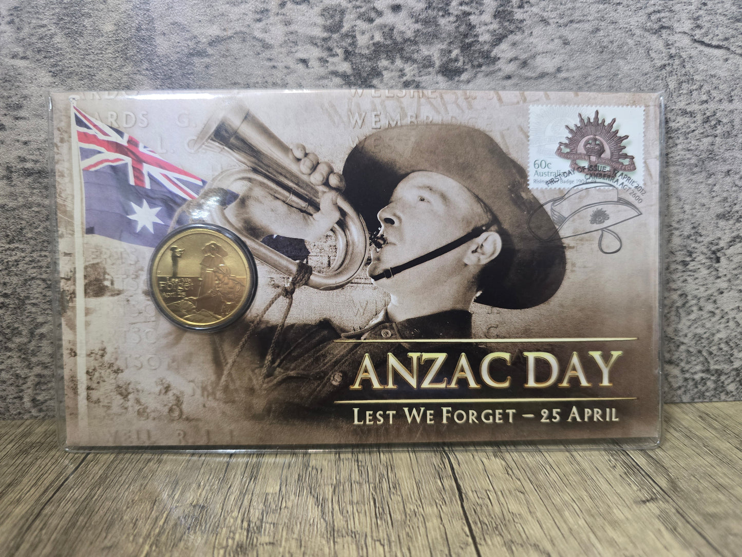 ANZAC DAY, Lest We Forget April 25th $1 PNC 2012