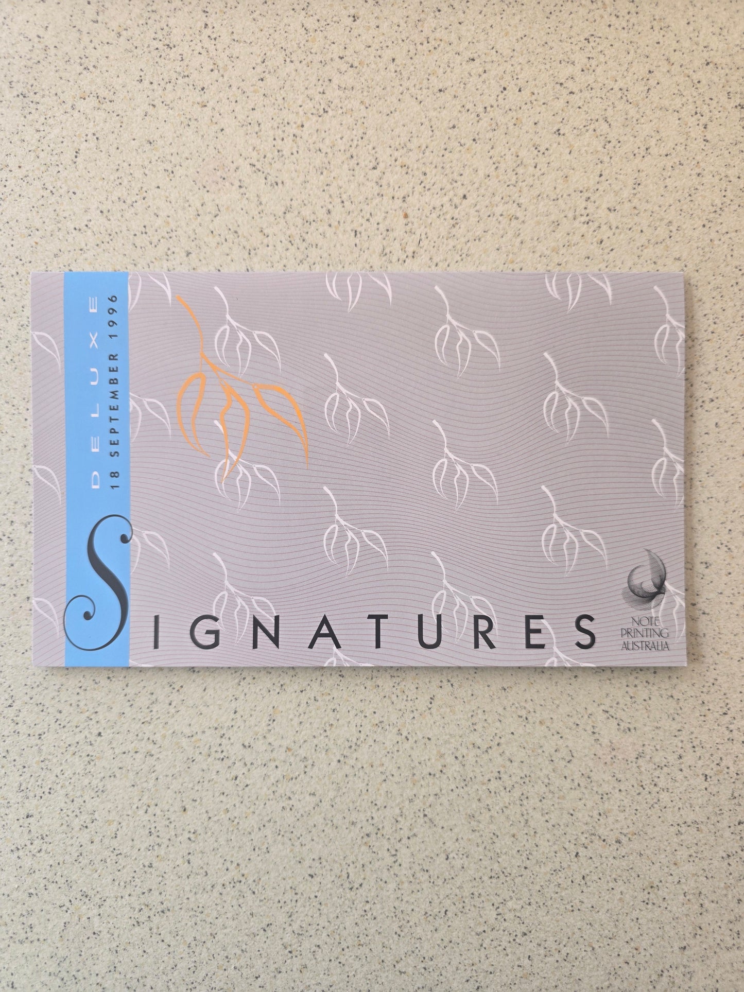 Signatures $5 Deluxe Folio 1996 (black serial)