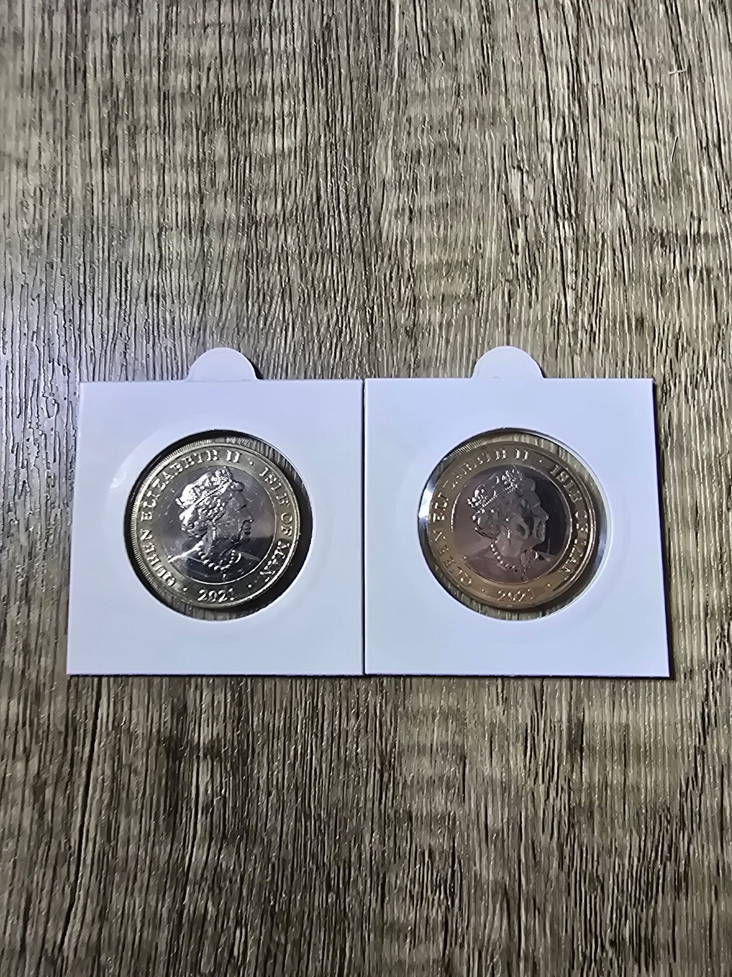 Isle of Man - We Will Remember Them - Remembrance £2 pair