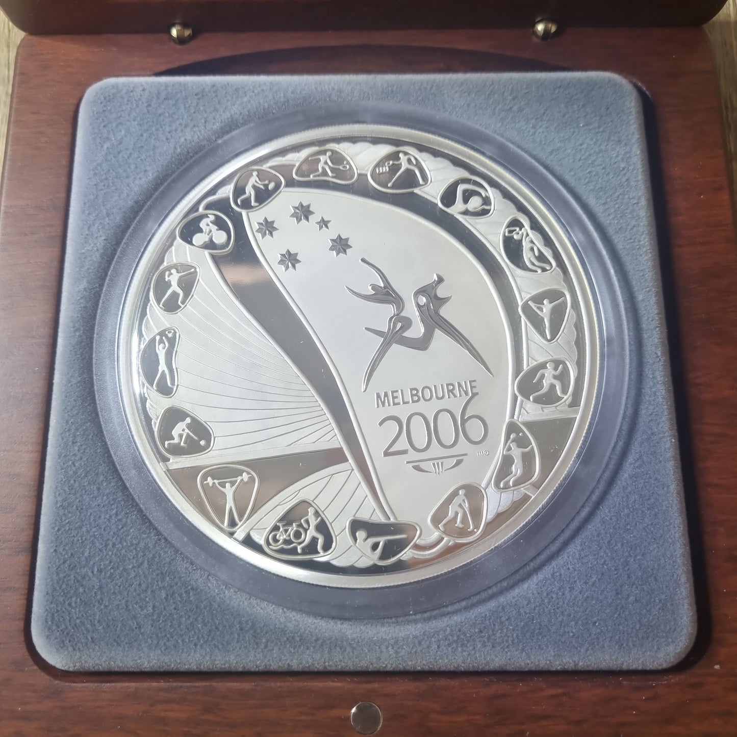 Melbourne 2006 Commonwealth Games 1kg Silver $30