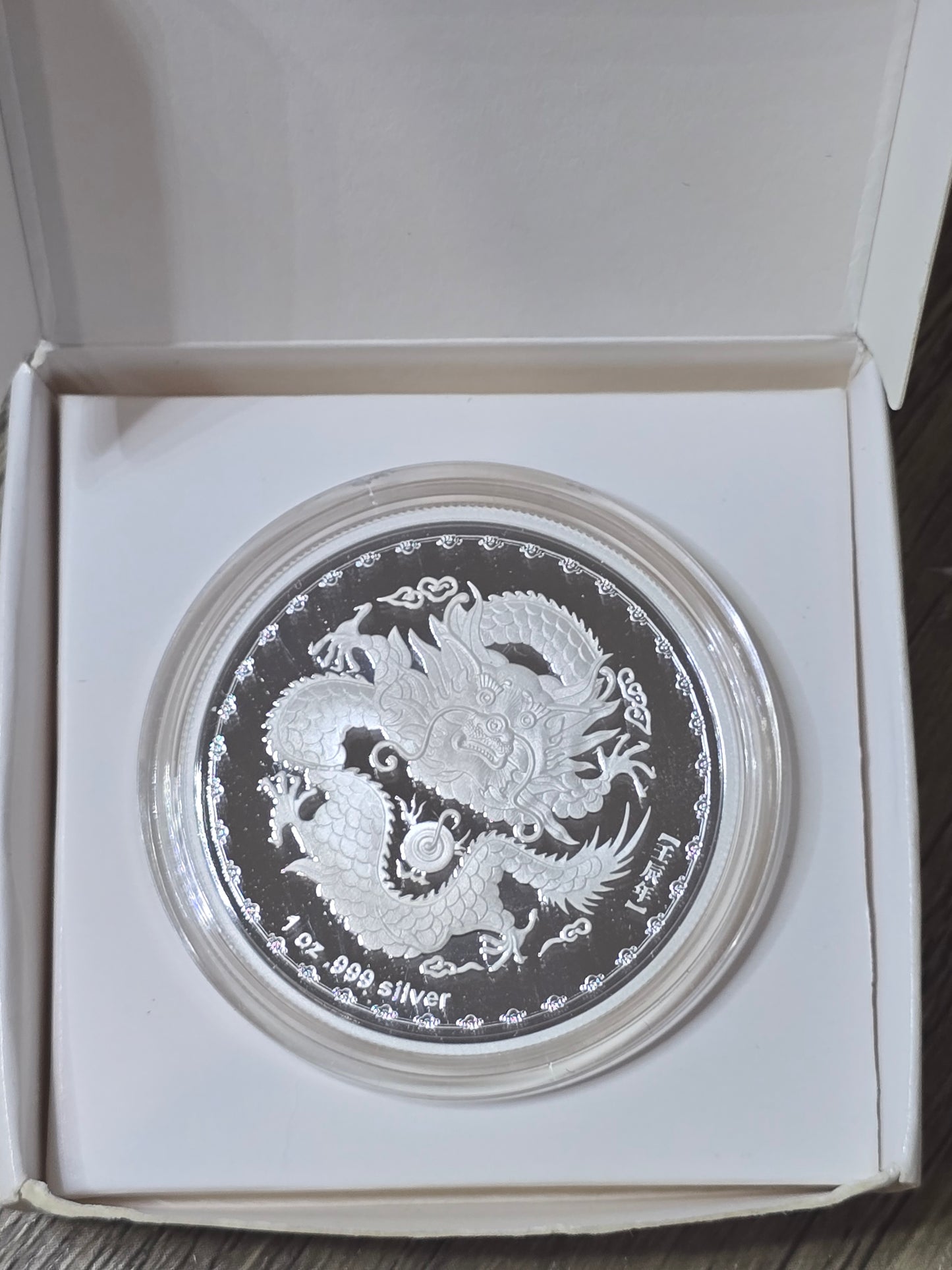 Dragon Lunar International 1oz 2012
