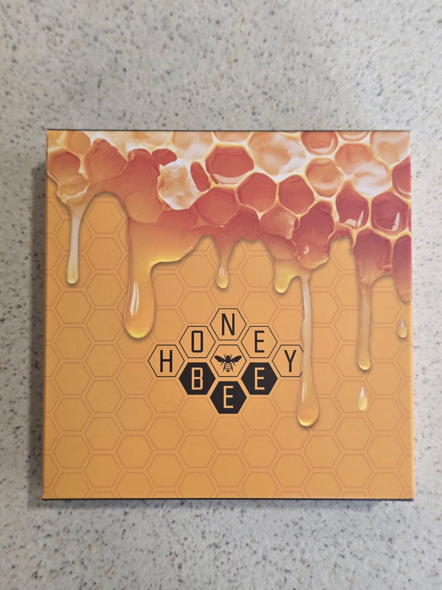 Honey Bee Black Silver 5oz 2025