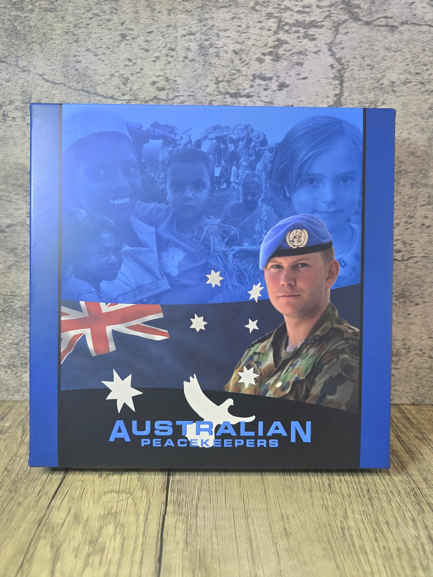 Australian Peacekeepers 2005 10oz silver set