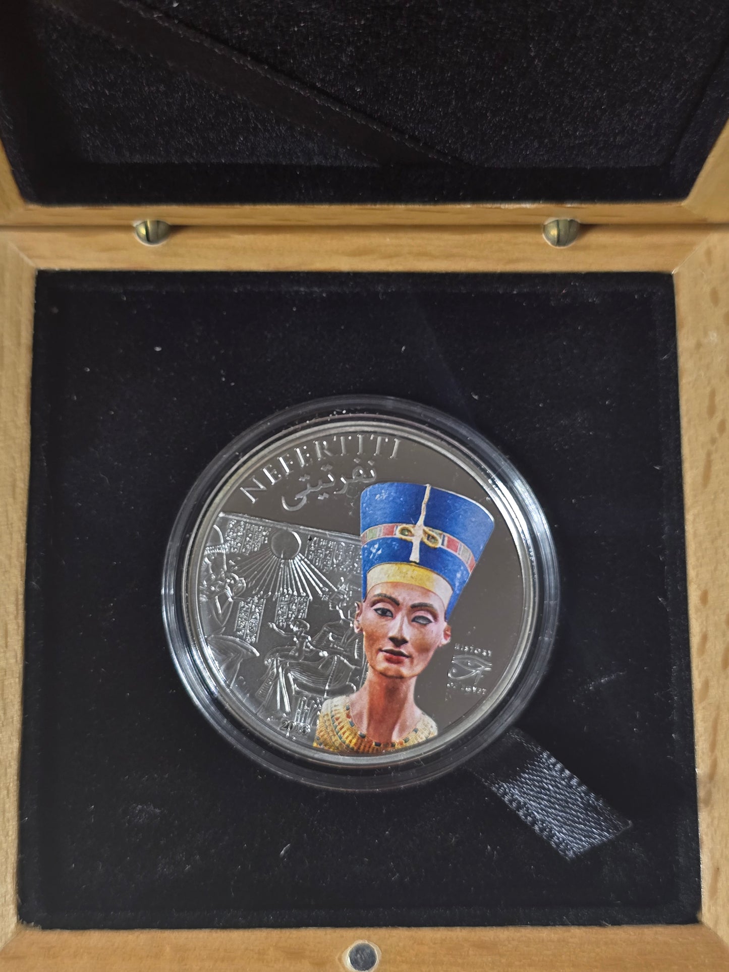 Nefertiti Plated Proof Cook Islands