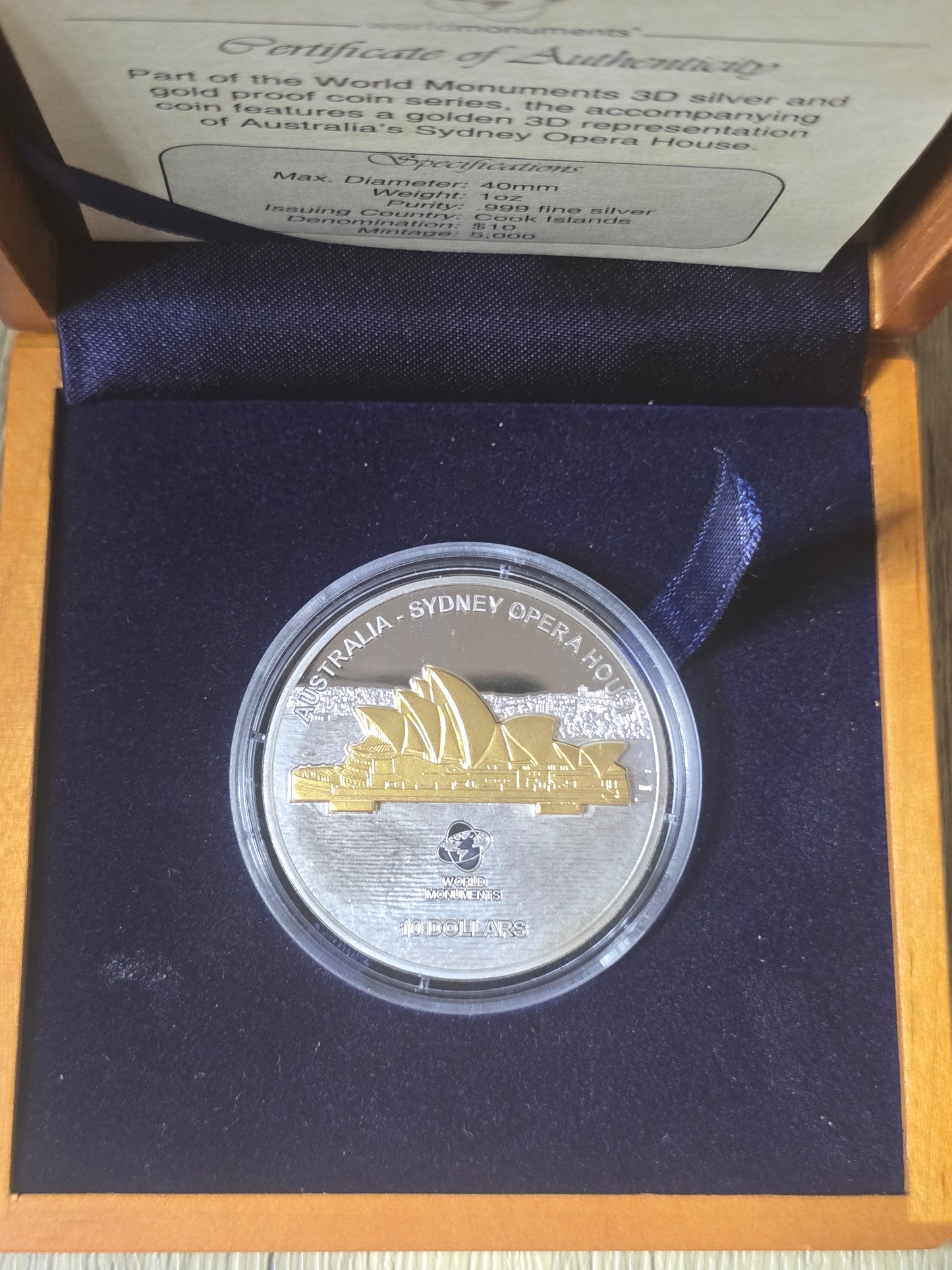 3D World Monuments - Sydney Opera House 1oz