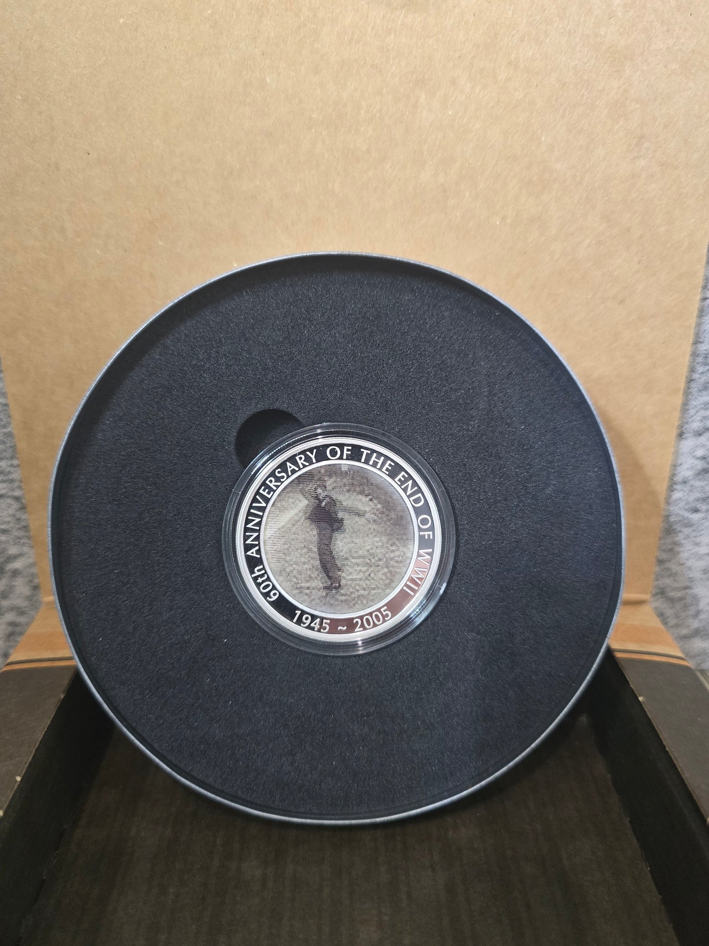 60th Anniversary End of World War II, Dancing Man 1oz lenticular