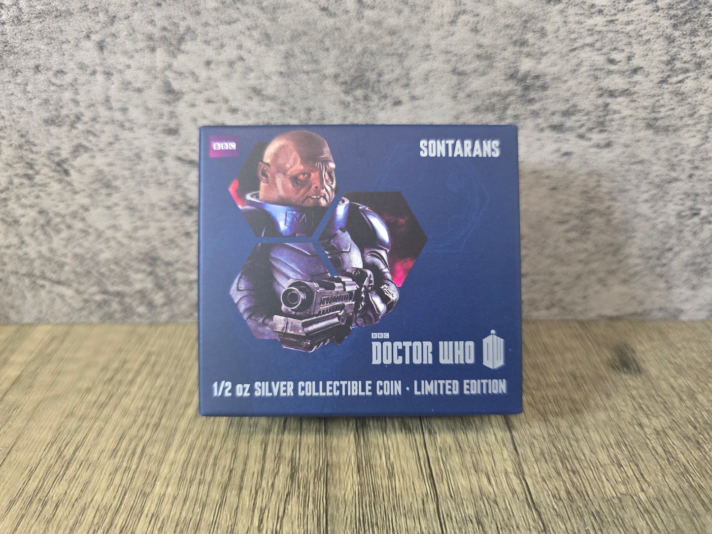 Sontarans, Dr Who ½oz proof