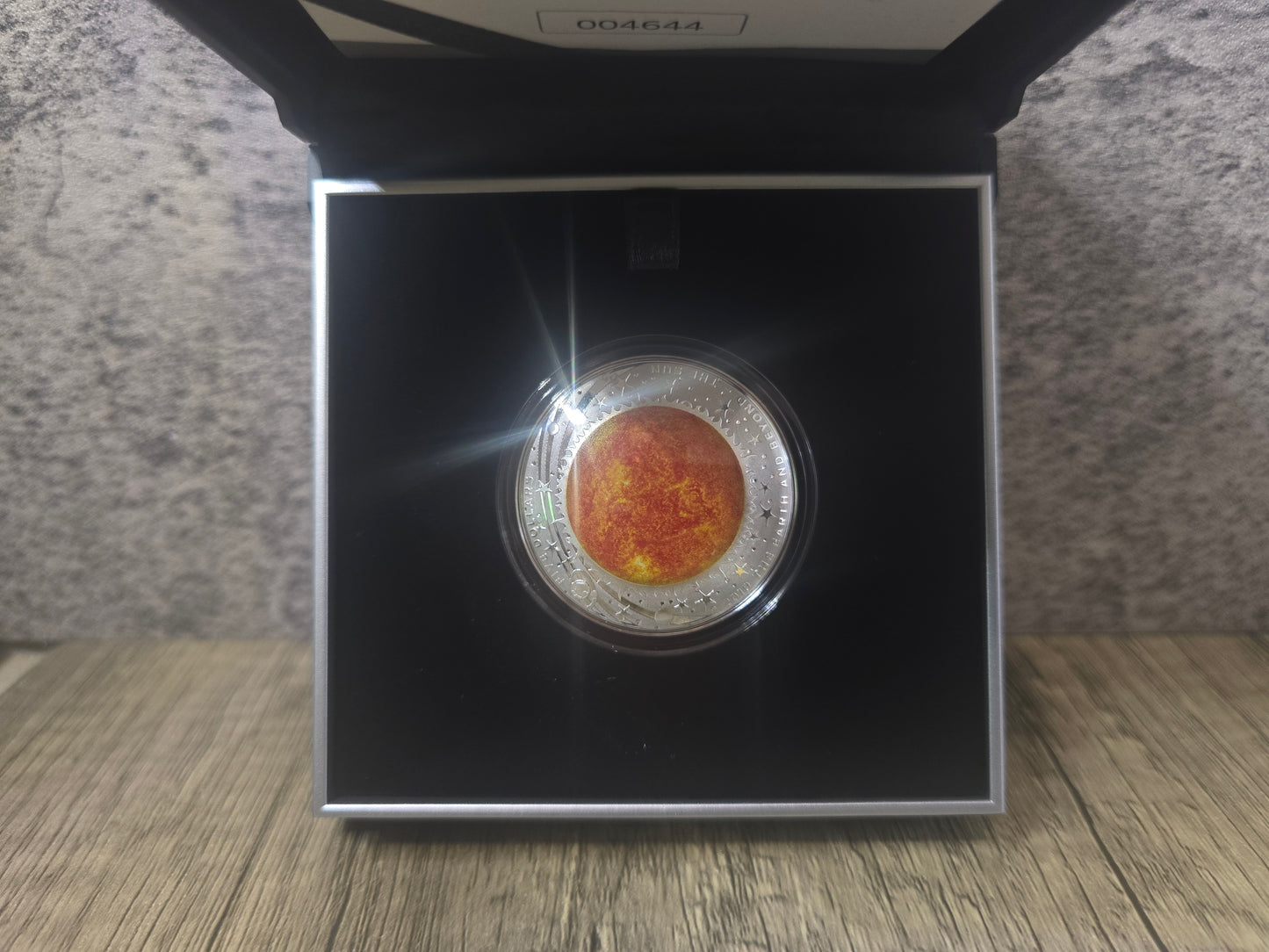 The Sun $5 Domed 2019