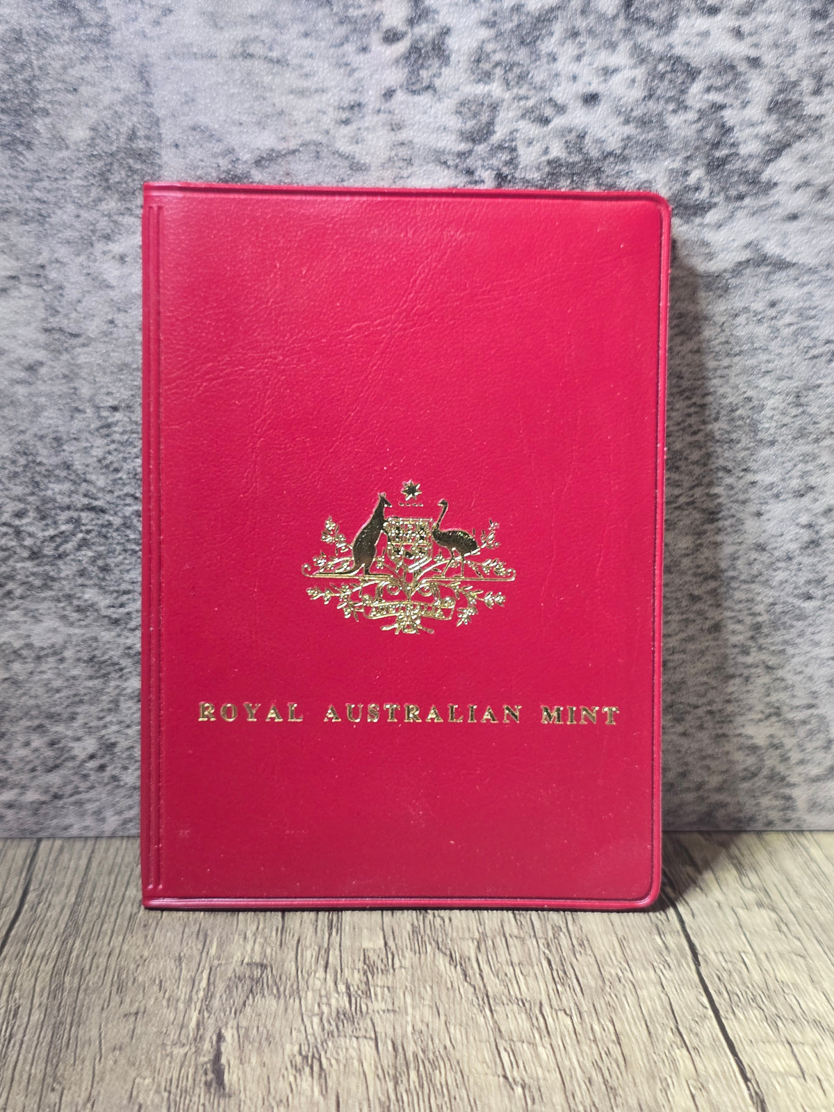 1972 Red Wallet UNC Set