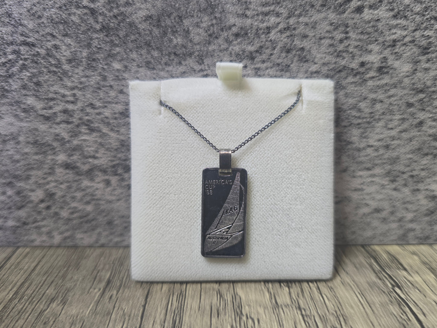 "We Did It", 1983 America's Cup Cragside .999 5g Silver Pendant Ingot, on chain