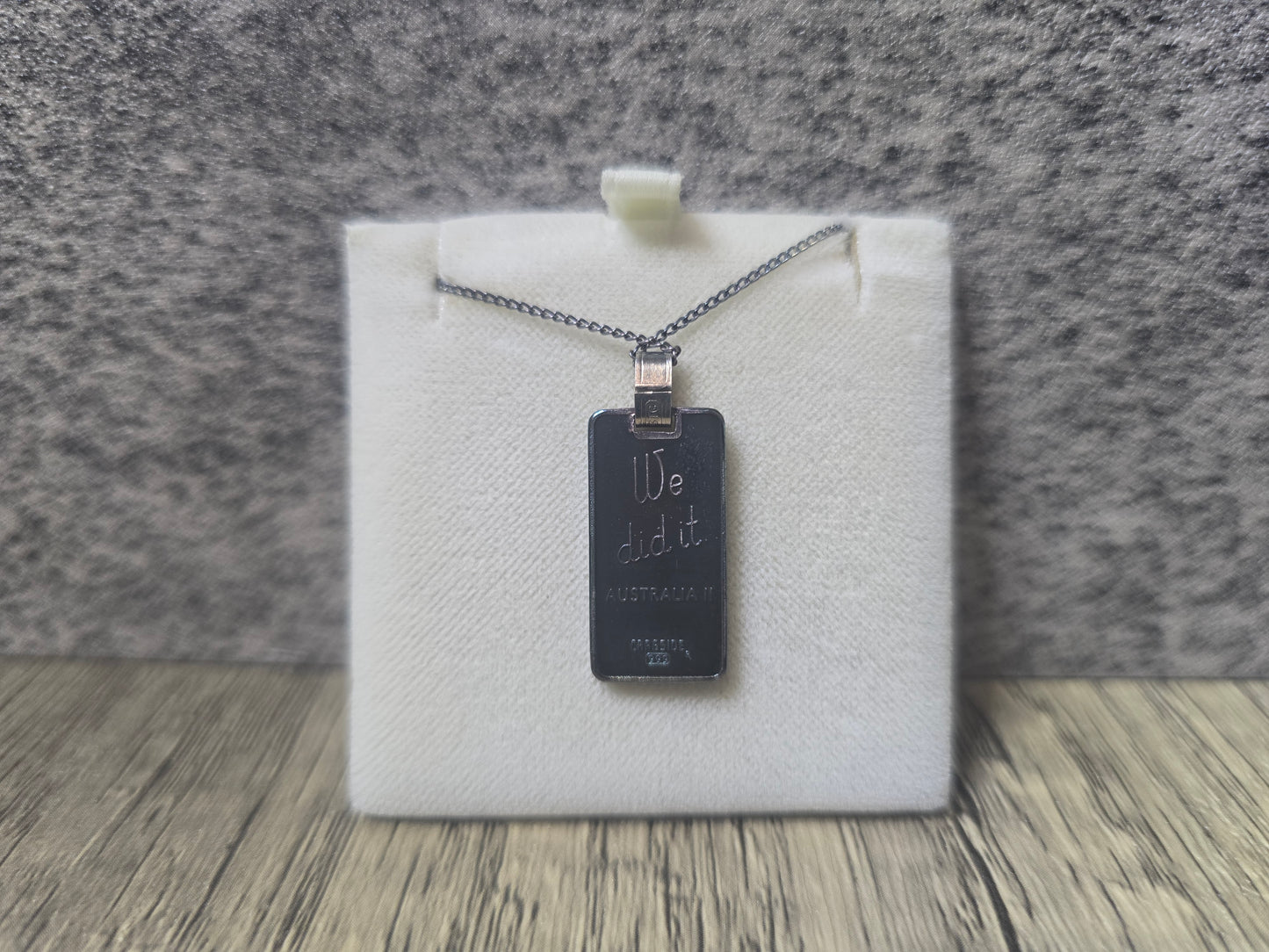 "We Did It", 1983 America's Cup Cragside .999 5g Silver Pendant Ingot, on chain