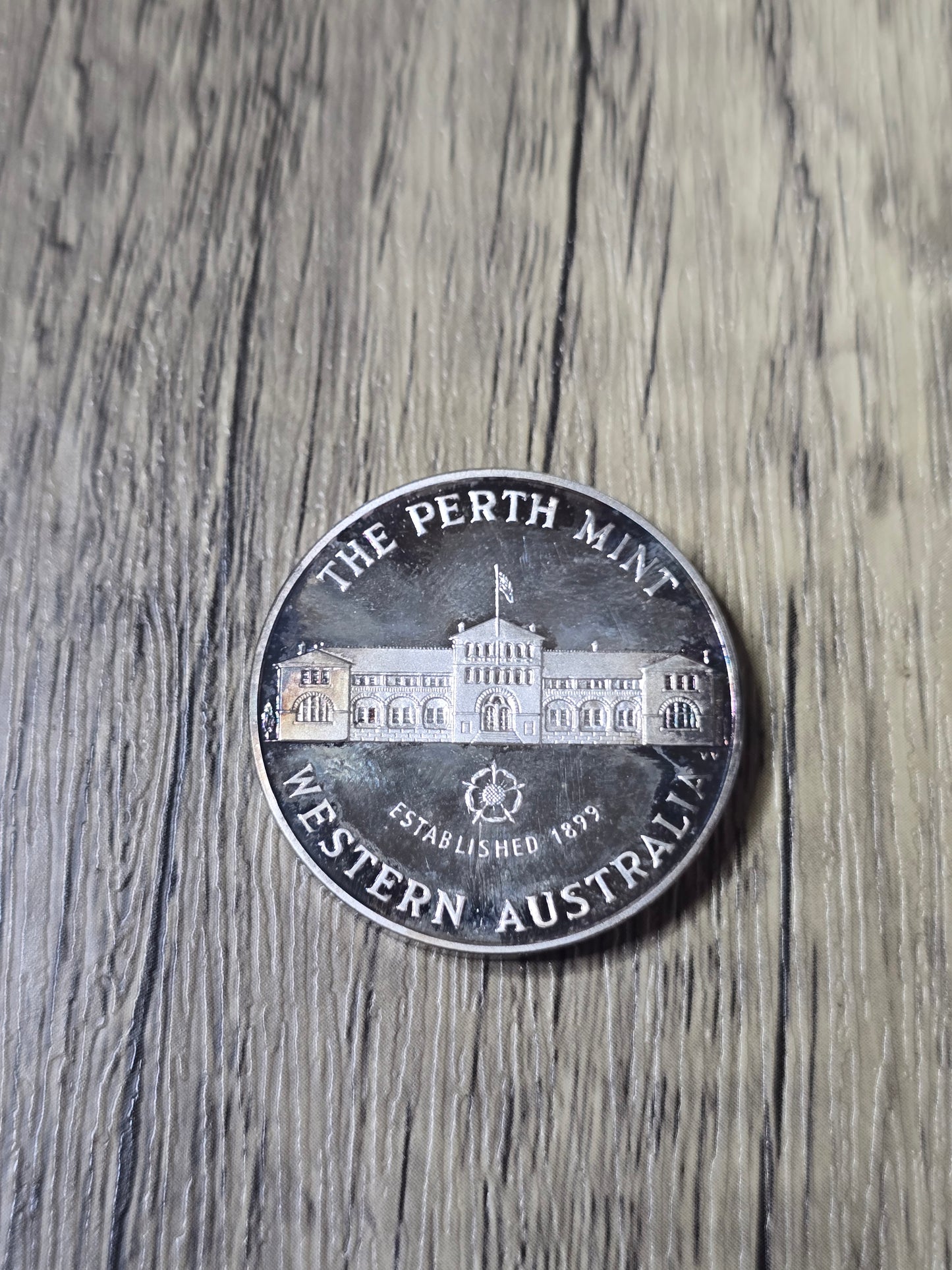 Perth Mint Vintage 1oz Proof Medallion (blue tone), Circa mid 1980s