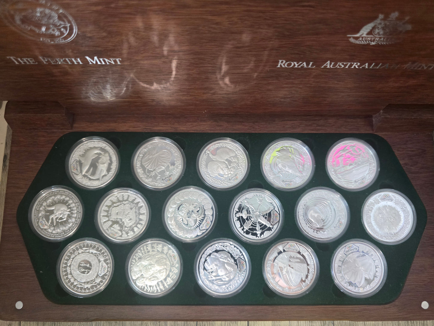 Sydney 2000 Olympic 16x1oz proof set