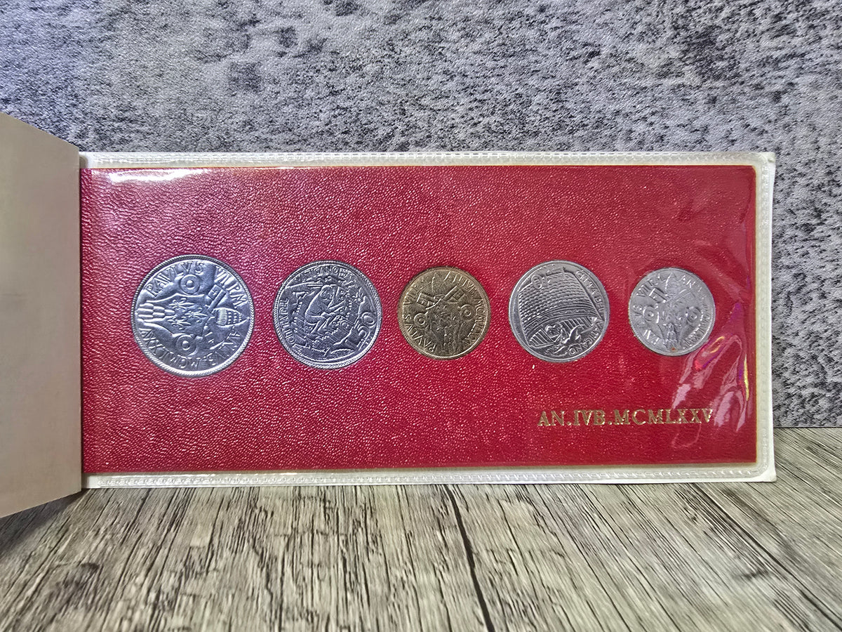 1975 Vatican UNC 5 coin set