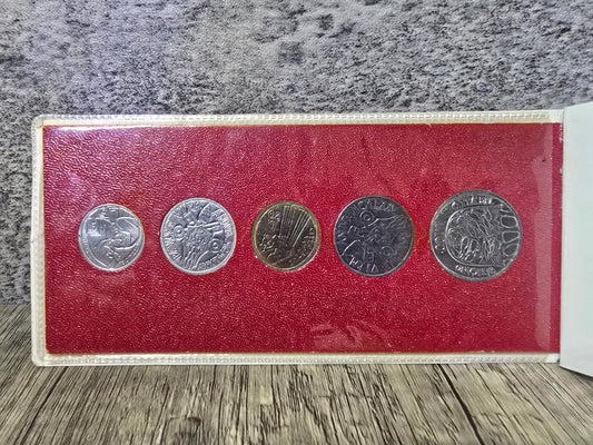 1975 Vatican UNC 5 coin set