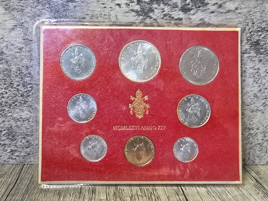 1976 Vatican UNC 8 coin set