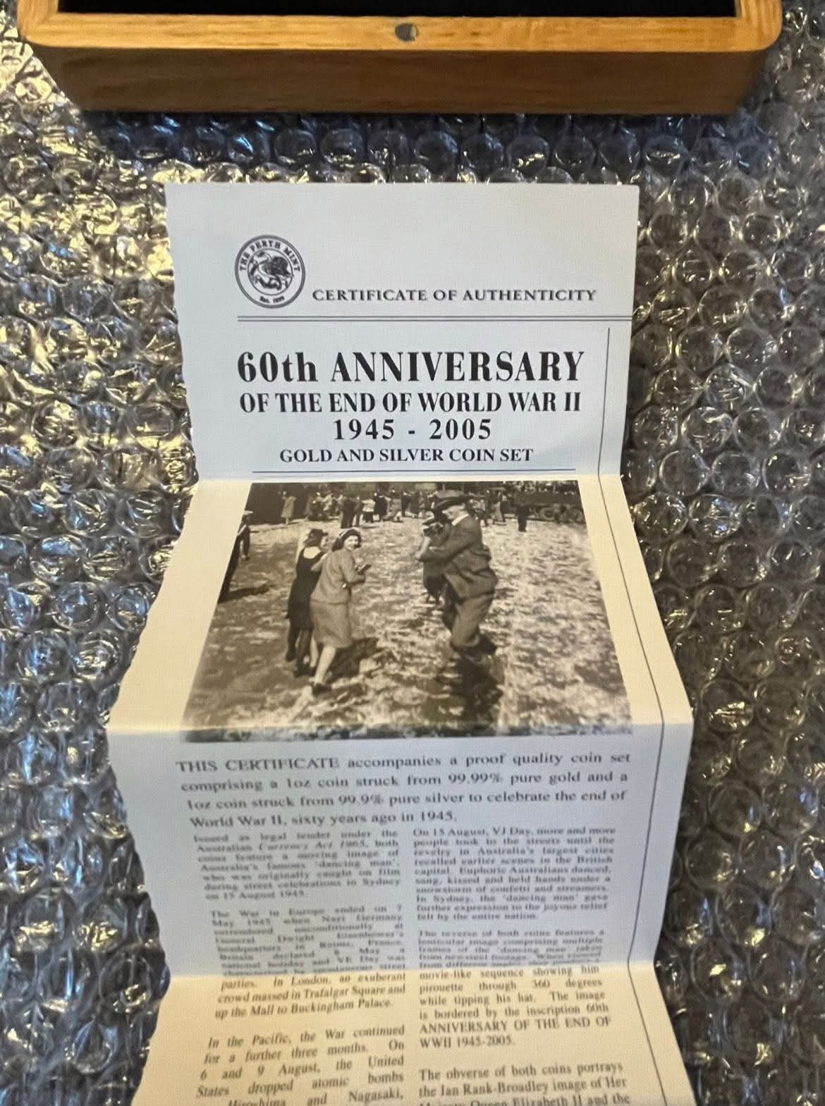 60th Anniversary of End of WWII, 2005 - 2 coin proof set (gold / silver 1oz)