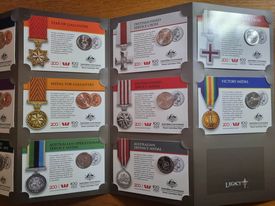 2017 ANZAC Remembers Folder (14 coin set / Herald Sun)
